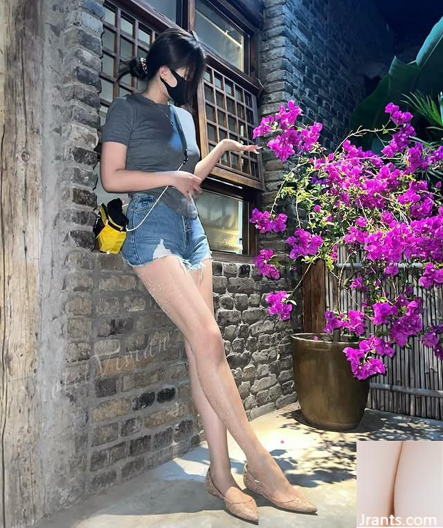 &#8220;Violettevivian&#8221;은 더 나은 인물과 외관을 가지고 있습니다 (10p)