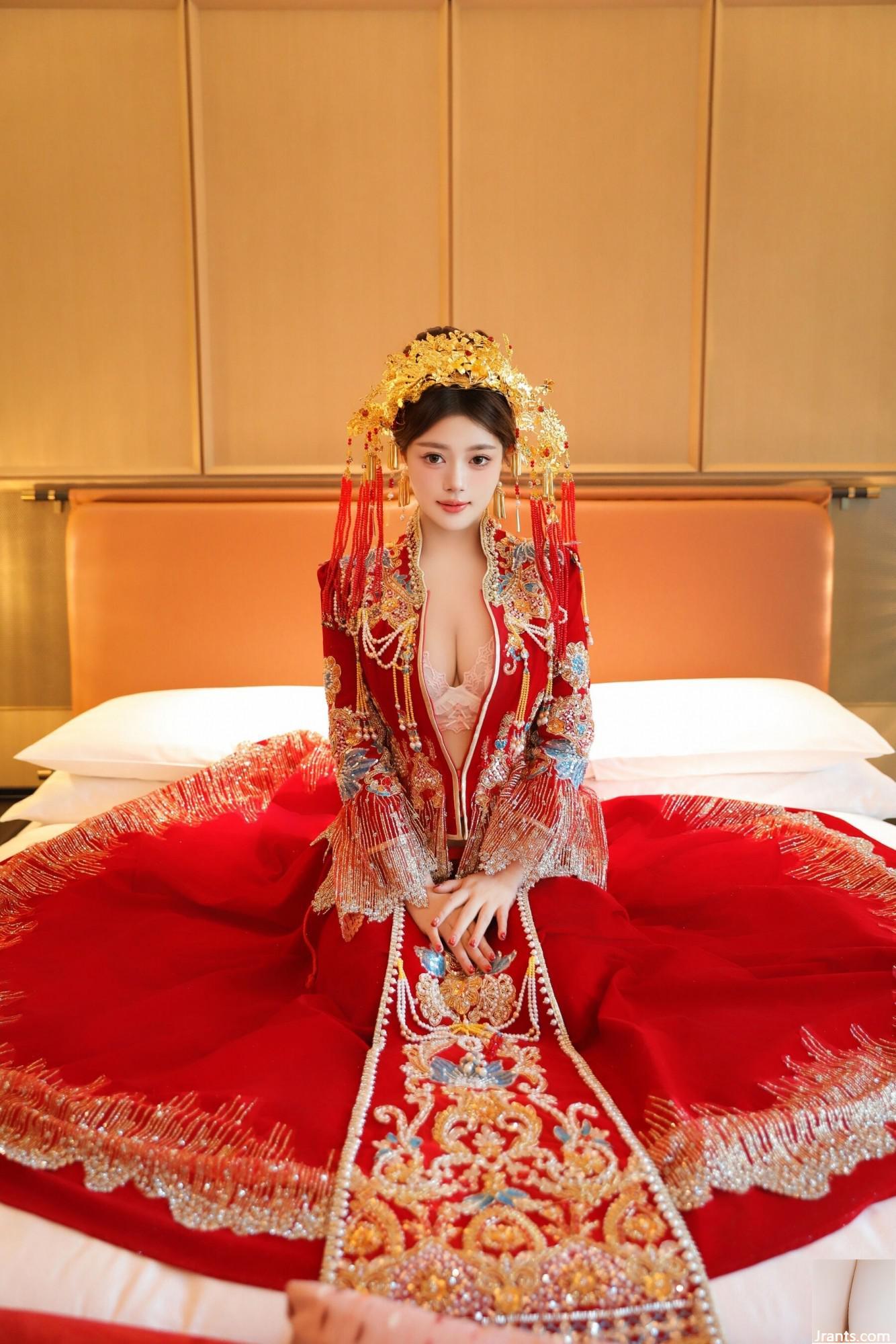 Dandanbao Bride Xiuhe Clothing (99p)