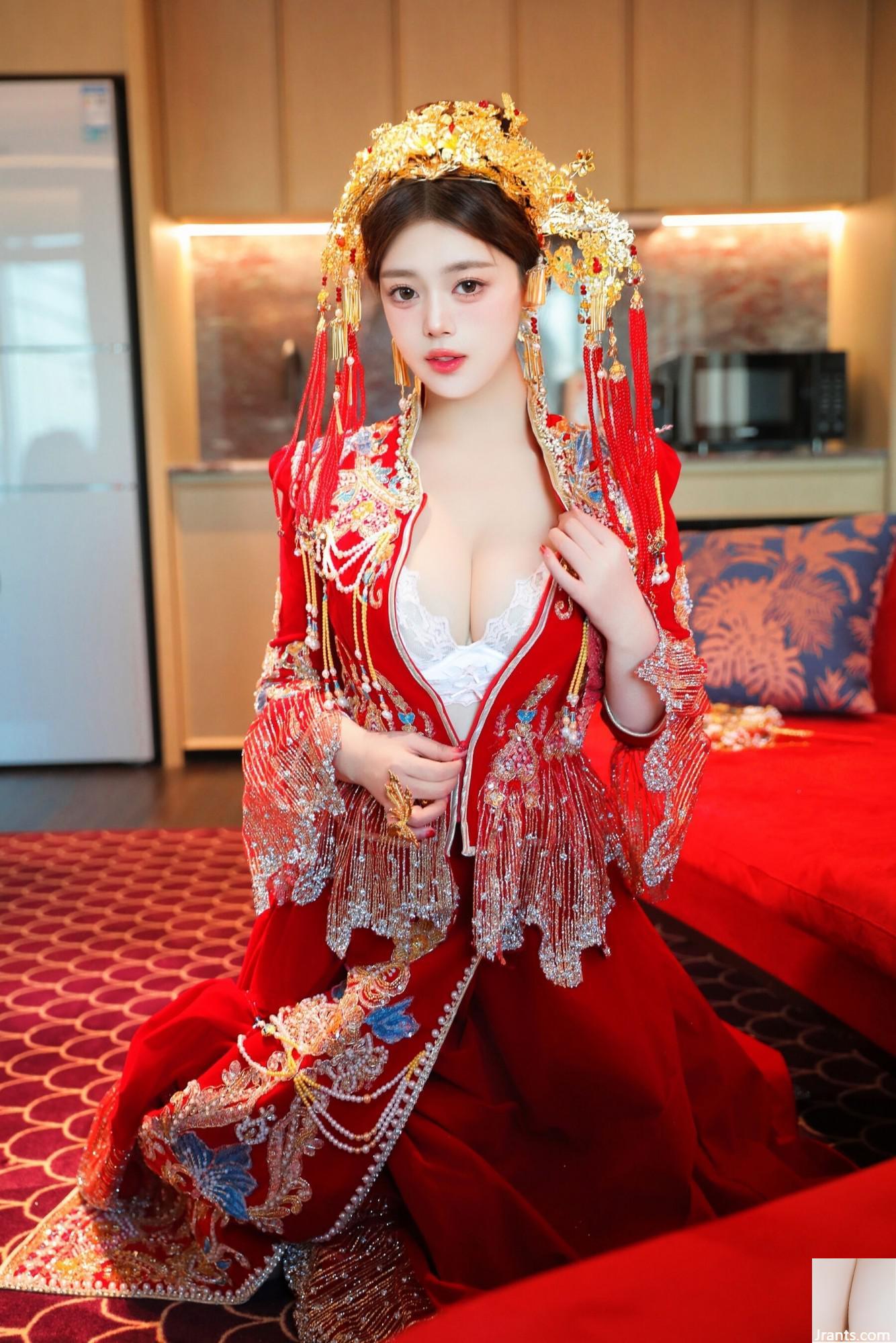 Dandanbao Bride Xiuhe Clothing (99p)