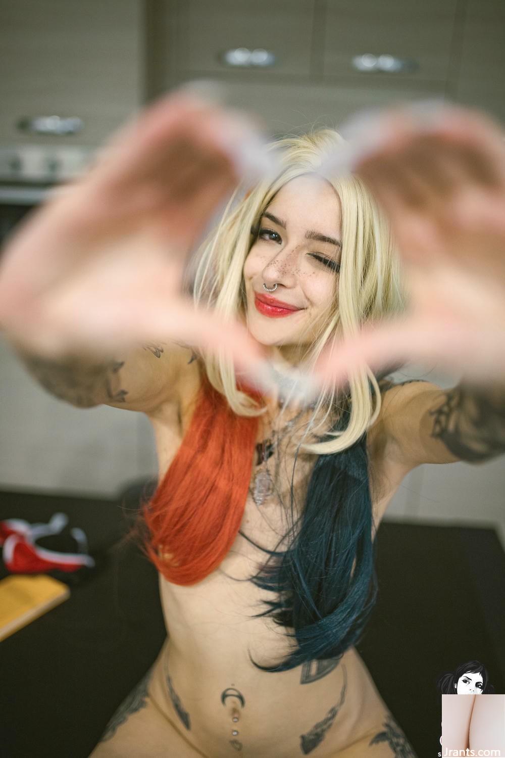 (Suicide Girls) 21 de junho de 2025 &#8211; Catfois &#8211; Como isso faz você se sentir (48p)