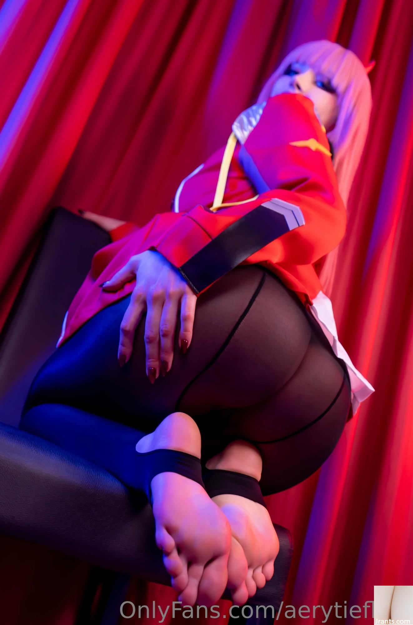 (Onlyfans) Girl de bien-être Aery Tiefling &#8211; Zero Two VIP Welfare Picture (83p)