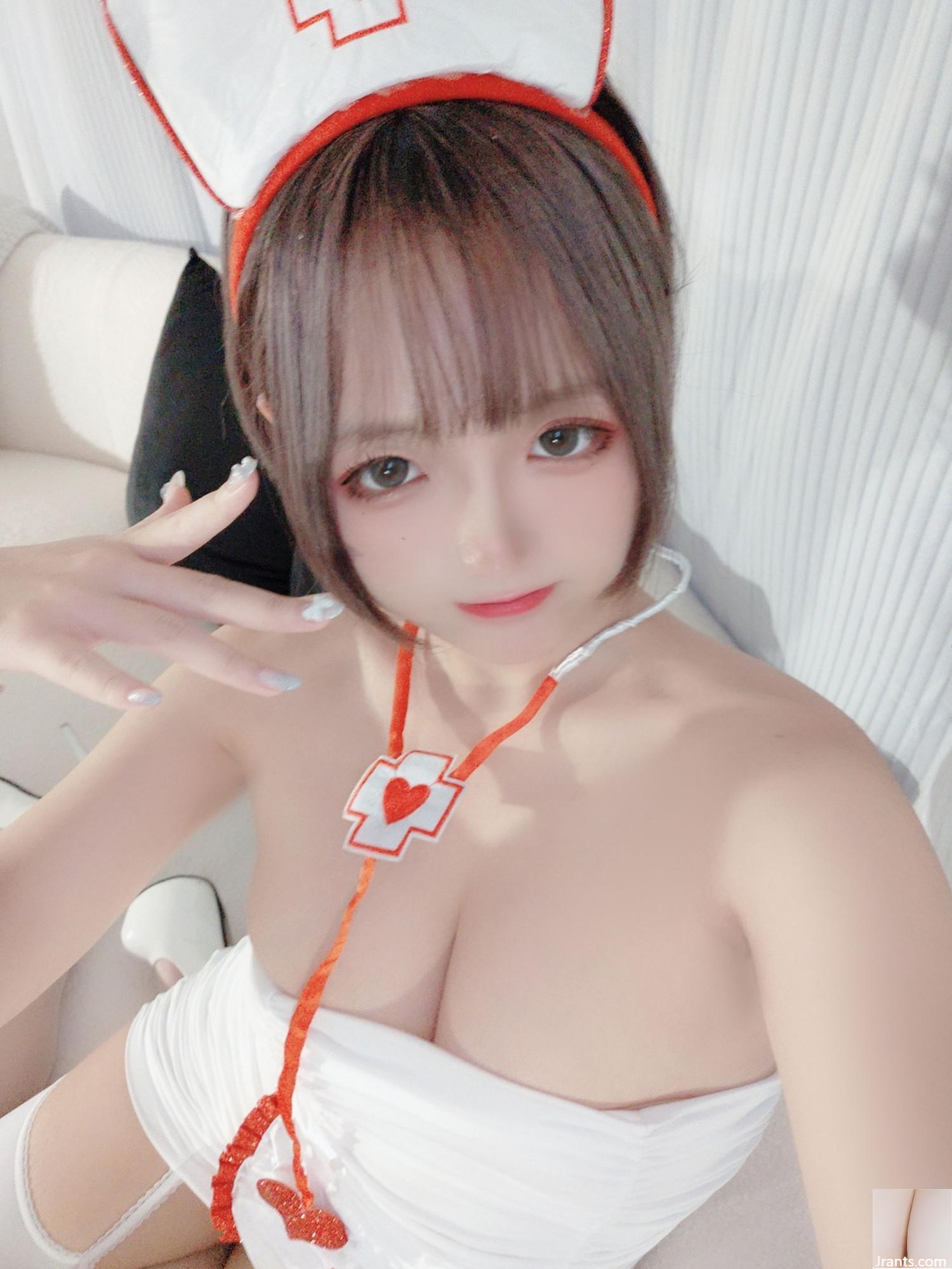 (مجموعة عبر الإنترنت) Girl Girl Hinaga &#8220;Sister Nurse&#8221; VIP Exclusive (55p)