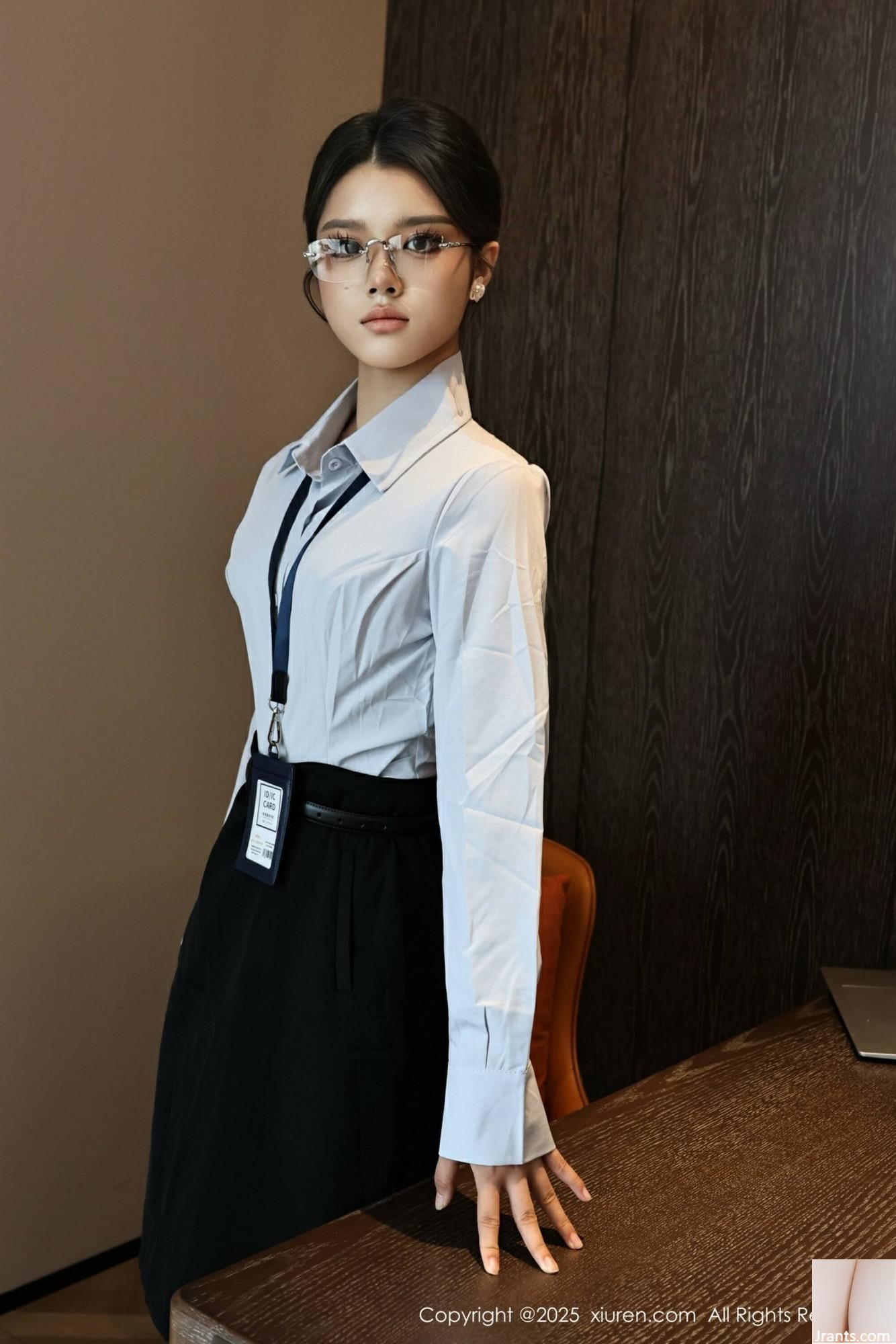((XiuRen) 2025.08.21 No.10674 Nuo Lizi Photo Photo Full Version (61p)