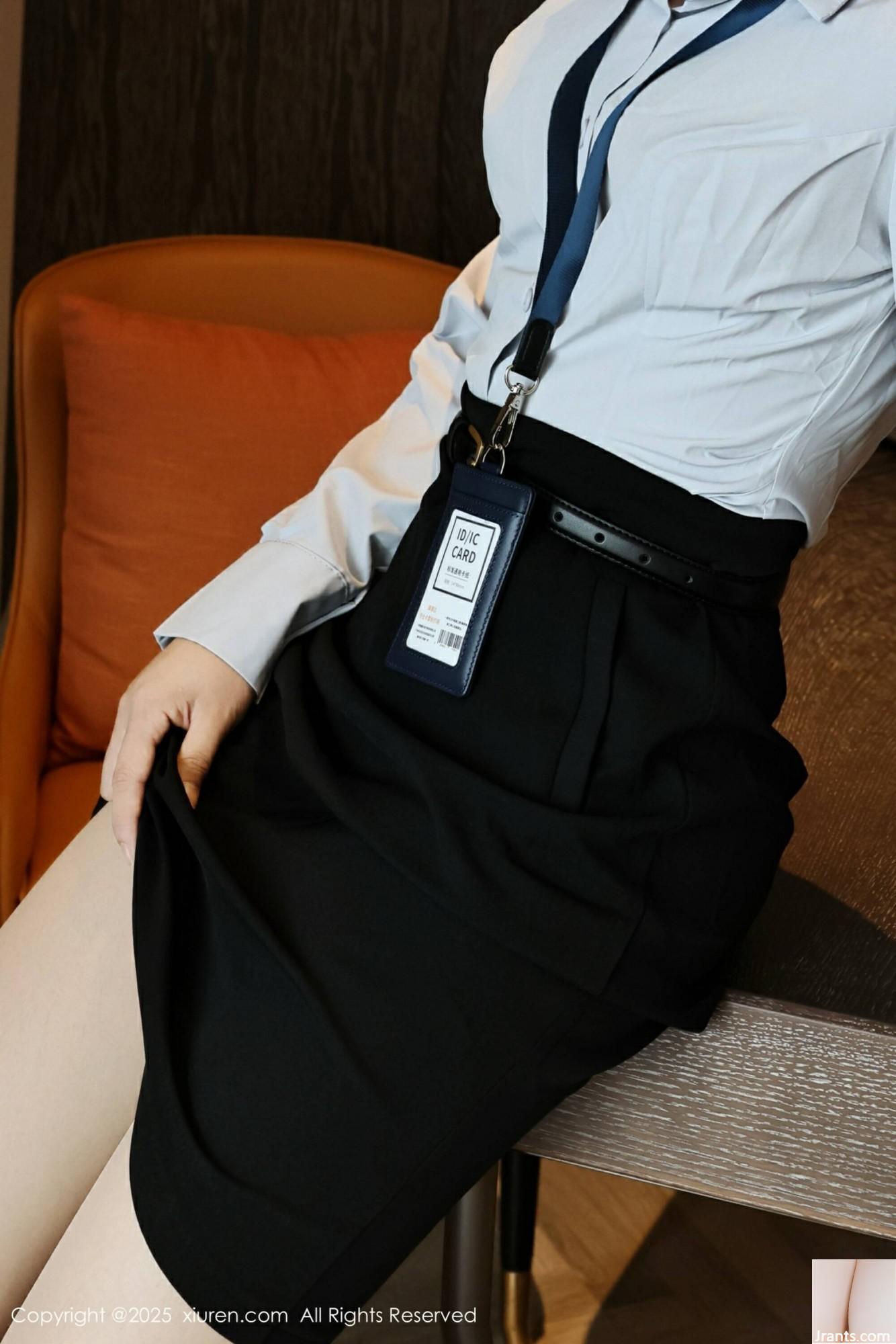 ((XiuRen) 2025.08.21 No.10674 Nuo Lizi Photo Photo Full Version (61p)