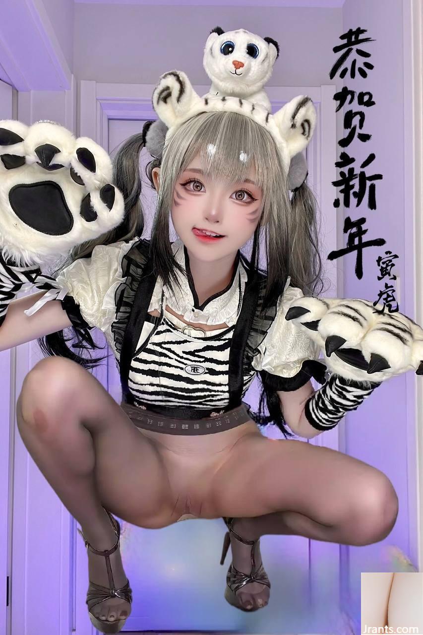seeu seeuxiorou cosplay عارية &#8211; 4