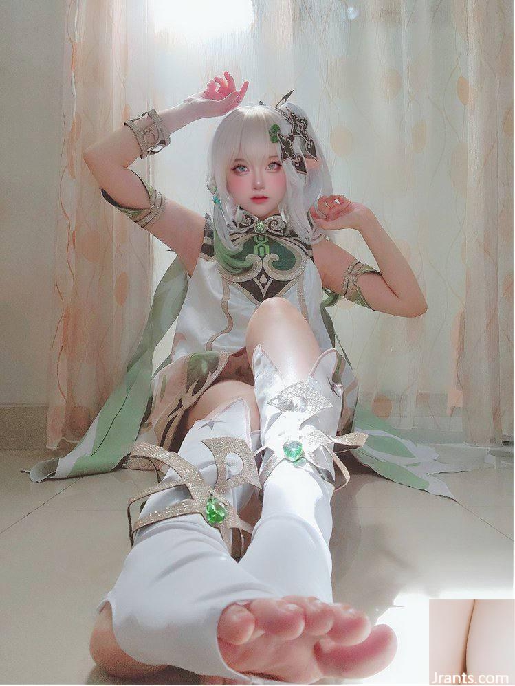 Seeu Seeuxiaorou Nude Cosplay &#8211; 8