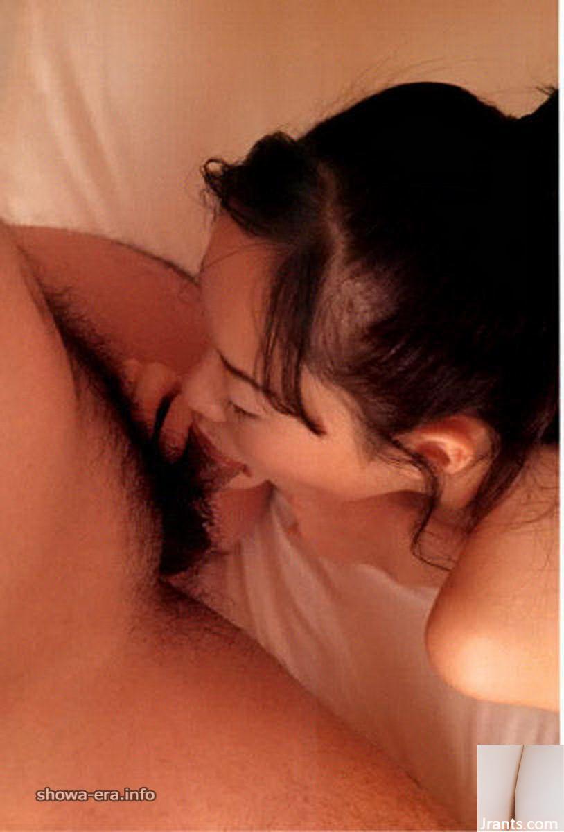 URA-Books&#39;da Porno Yıldızı Tokimeki Yok (Utage) (52p)
