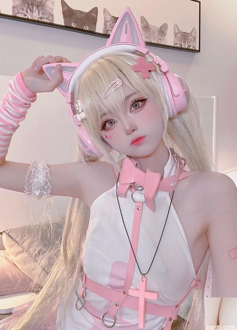 Seeu Seeuxiaorou nackt Cosplay &#8211; 11