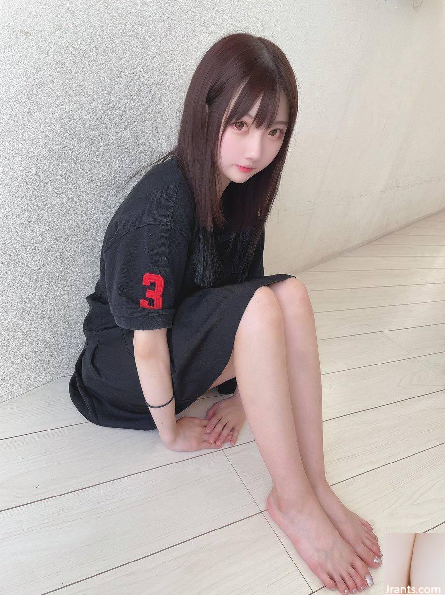 Seeu Seeuxiaorou Nude Cosplay &#8211; 9