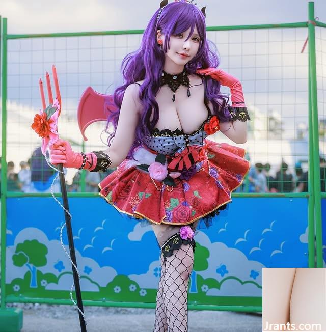coser&#8221;Magic Flower&#8221; menantang garis rasional pria (10p)