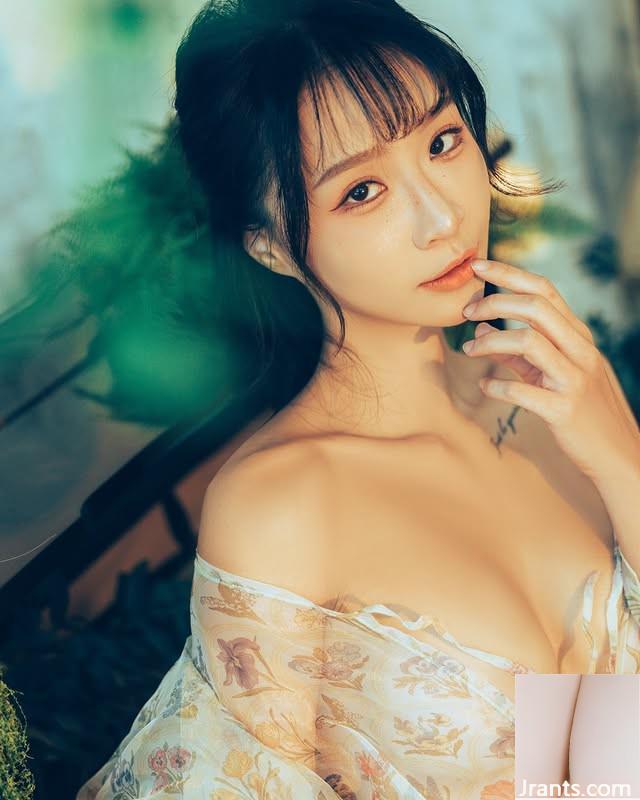 La figure féroce « Sunny » est une montre sexy et salope complète (10p)
