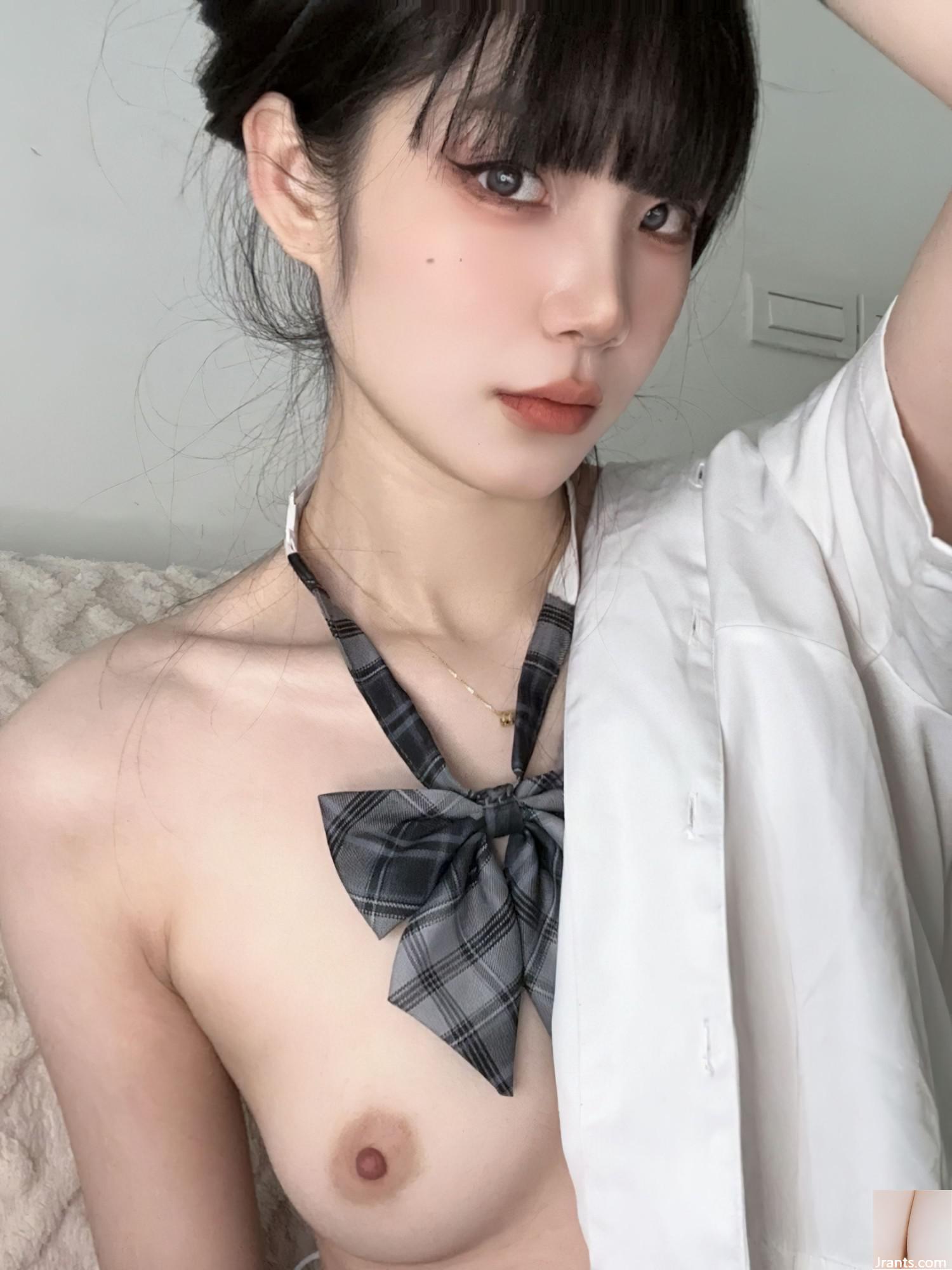 (Collezione online)  Welfare Girl L&#39;immagine di welfare VIP &#8220;Show Face Private Shooting&#8221; di Xiao Gua Lu (116p)