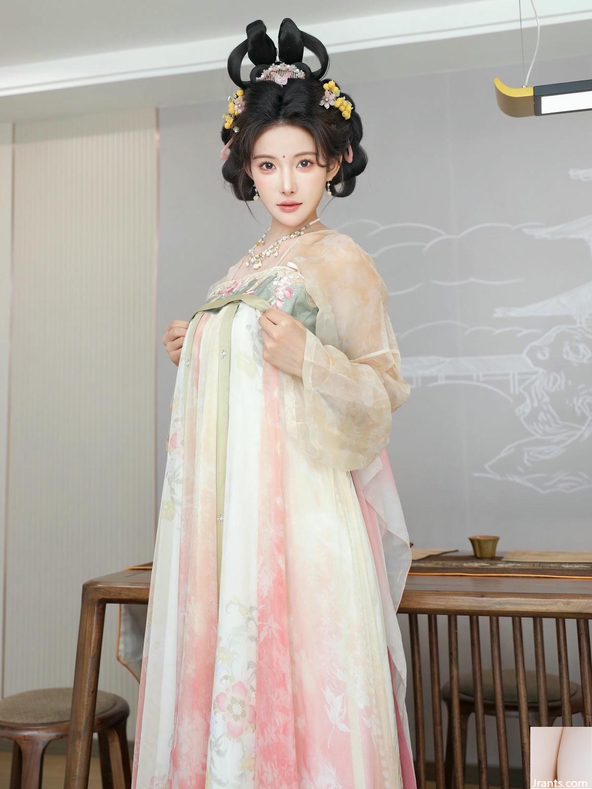 (Collezione online) &#8220;Shopping e condivisione&#8221; di Li Shuang&#39;er (112p)