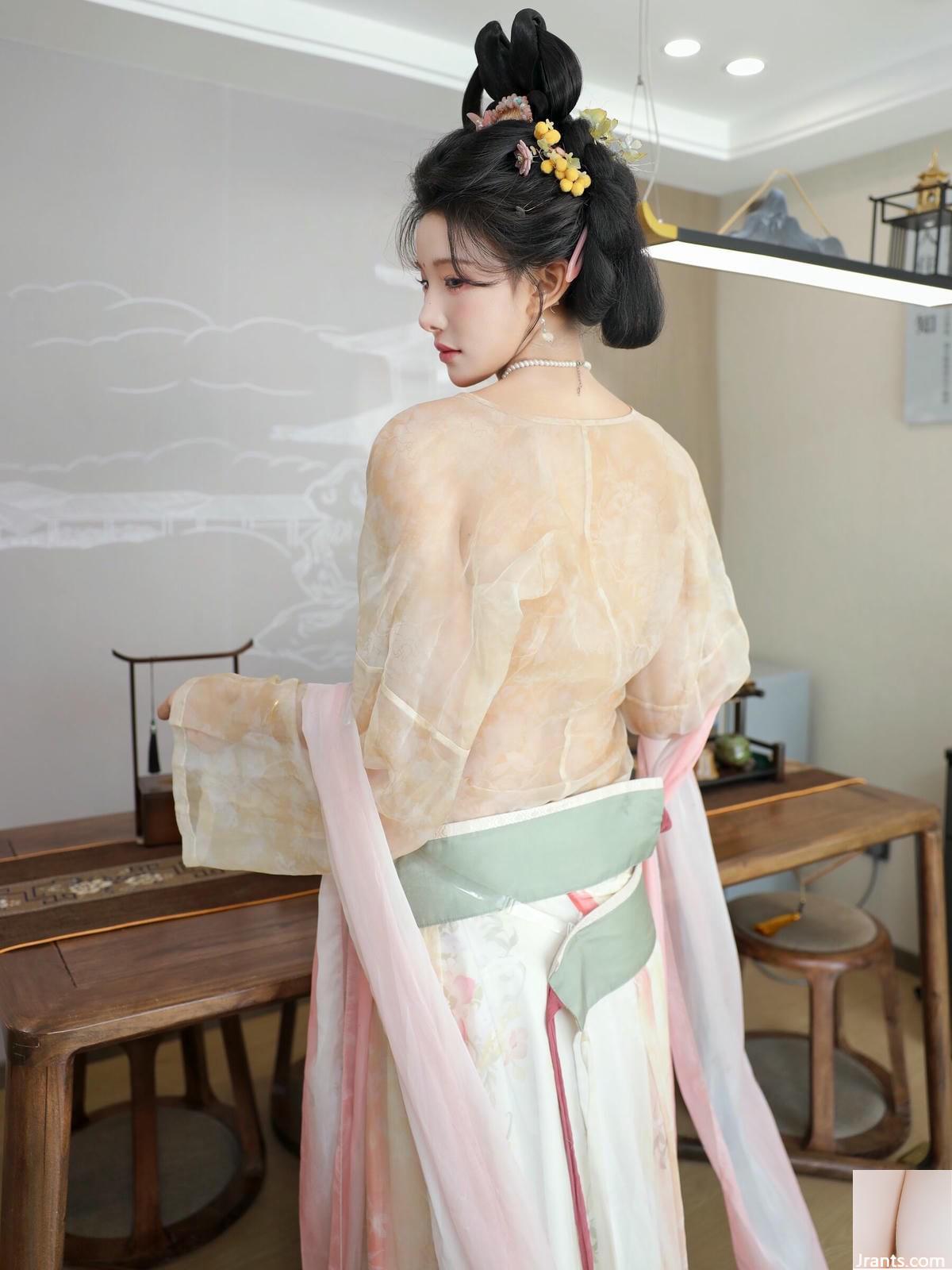 (Collezione online) &#8220;Shopping e condivisione&#8221; di Li Shuang&#39;er (112p)