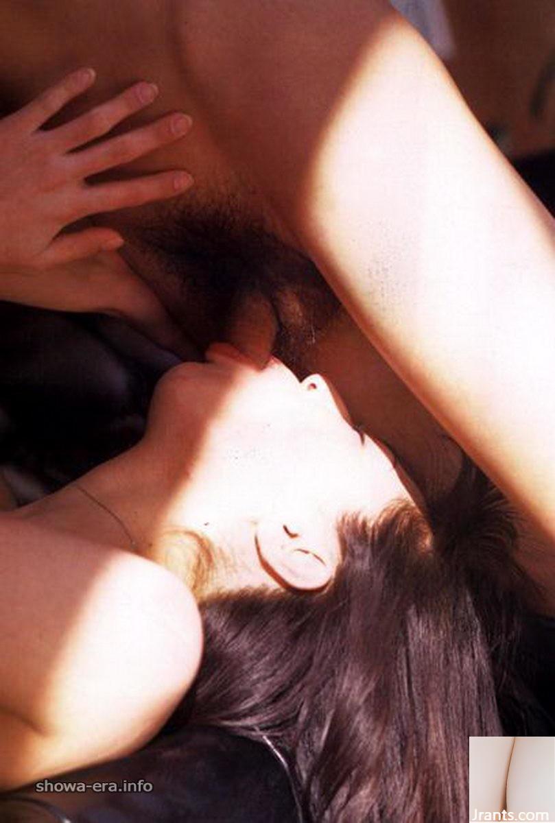 Misaki Rui (Louis) Bintang Porno di Ura-Books Moulin Rouge (52p)