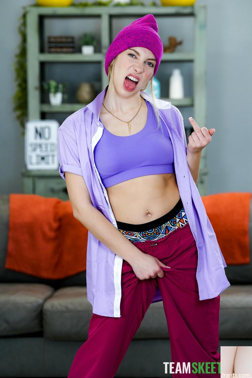 (Tim Skeet) 29 Jun 2025 &#8211; Khloe Kapri &#038; Penelope Reed &#8211; “StepMom) klem puting!” Tomboi) s un