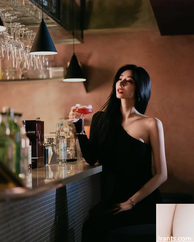 &#8220;Miaozhi&#8221; é como a heroína no anime (10p)