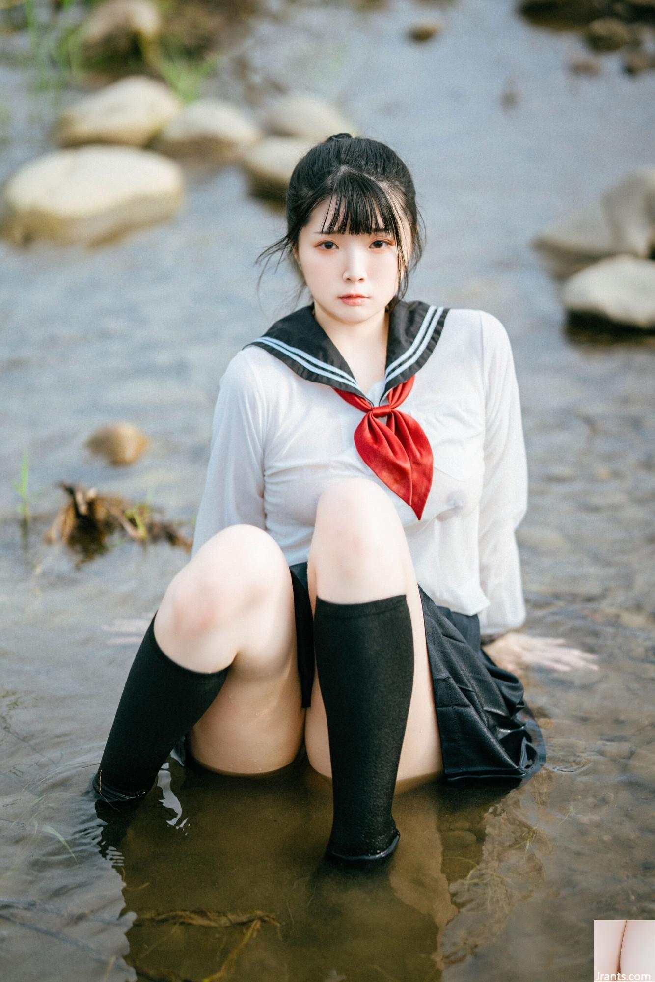 Luoluo Raku &#8220;Shining Girl&#8221; (63p)