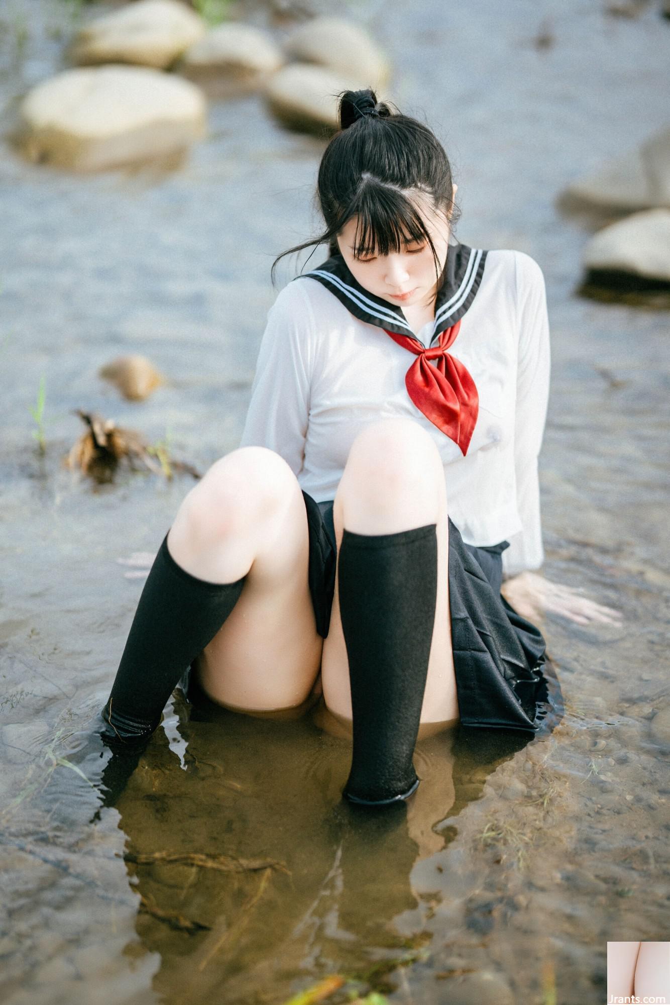 Luoluo Raku &#8220;Shining Girl&#8221; (63p)