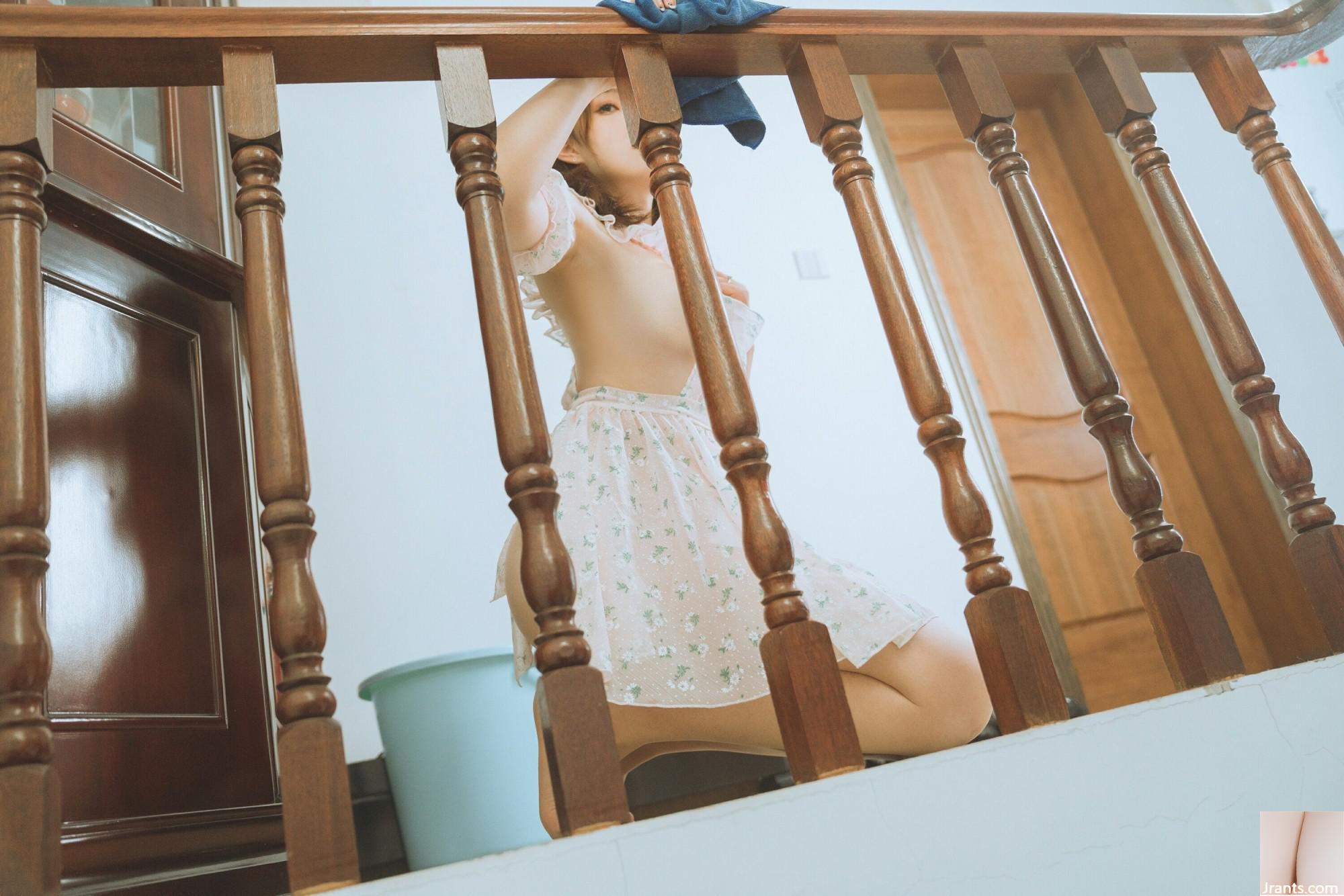 (온라인 컬렉션) 복지 소녀 Xia Xiazi의 &#8220;Floral Apron&#8221;VIP 독점 (57p)