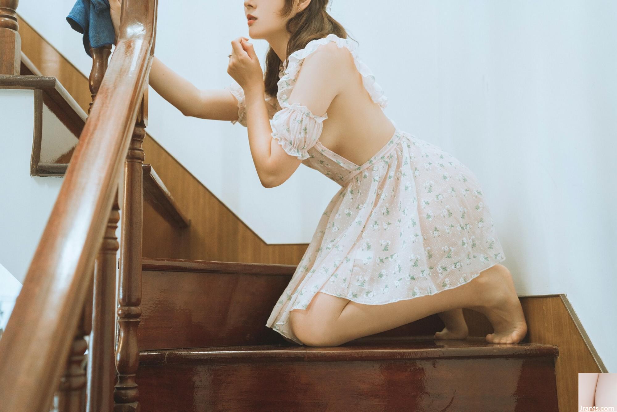 (온라인 컬렉션) 복지 소녀 Xia Xiazi의 &#8220;Floral Apron&#8221;VIP 독점 (57p)