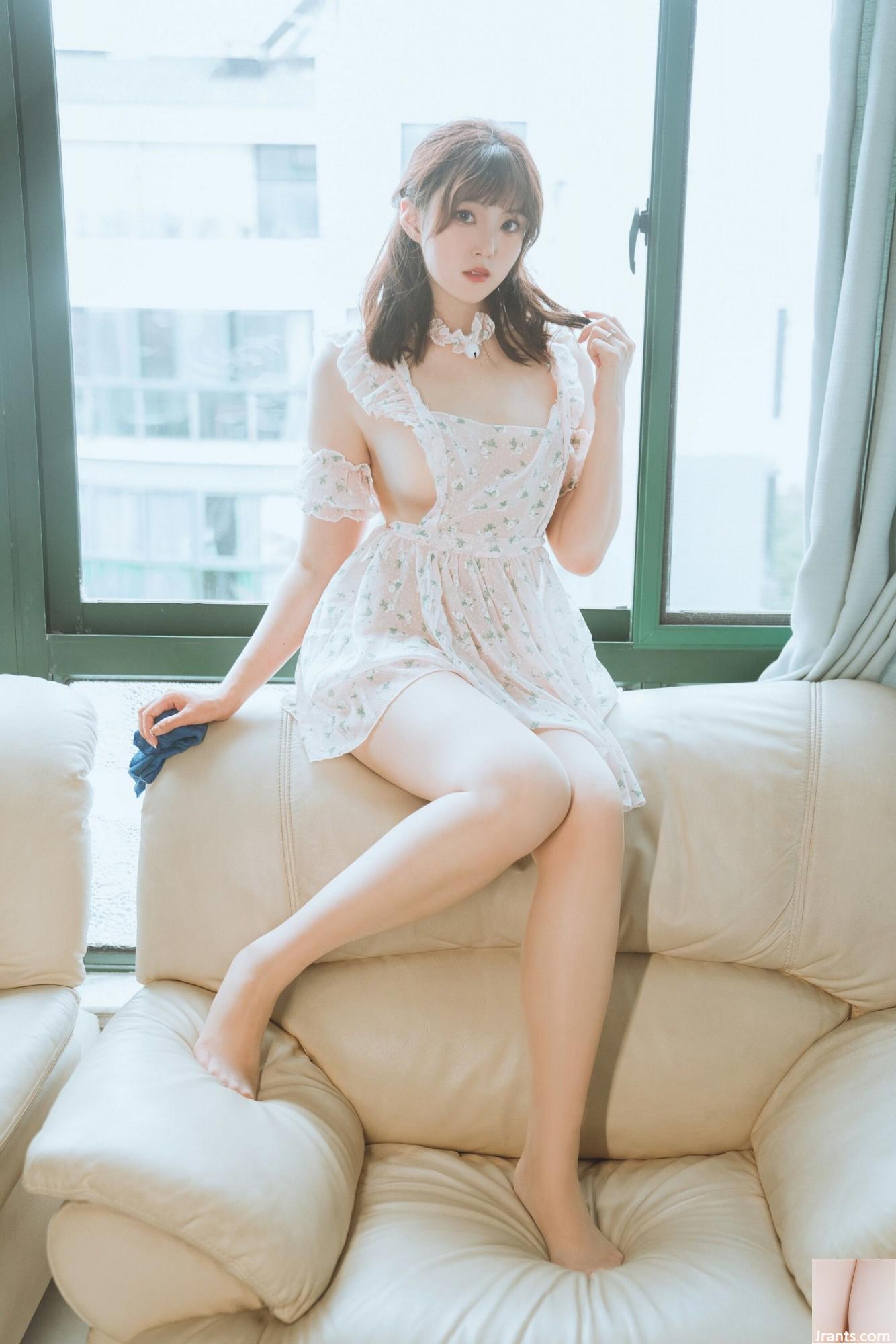 (온라인 컬렉션) 복지 소녀 Xia Xiazi의 &#8220;Floral Apron&#8221;VIP 독점 (57p)