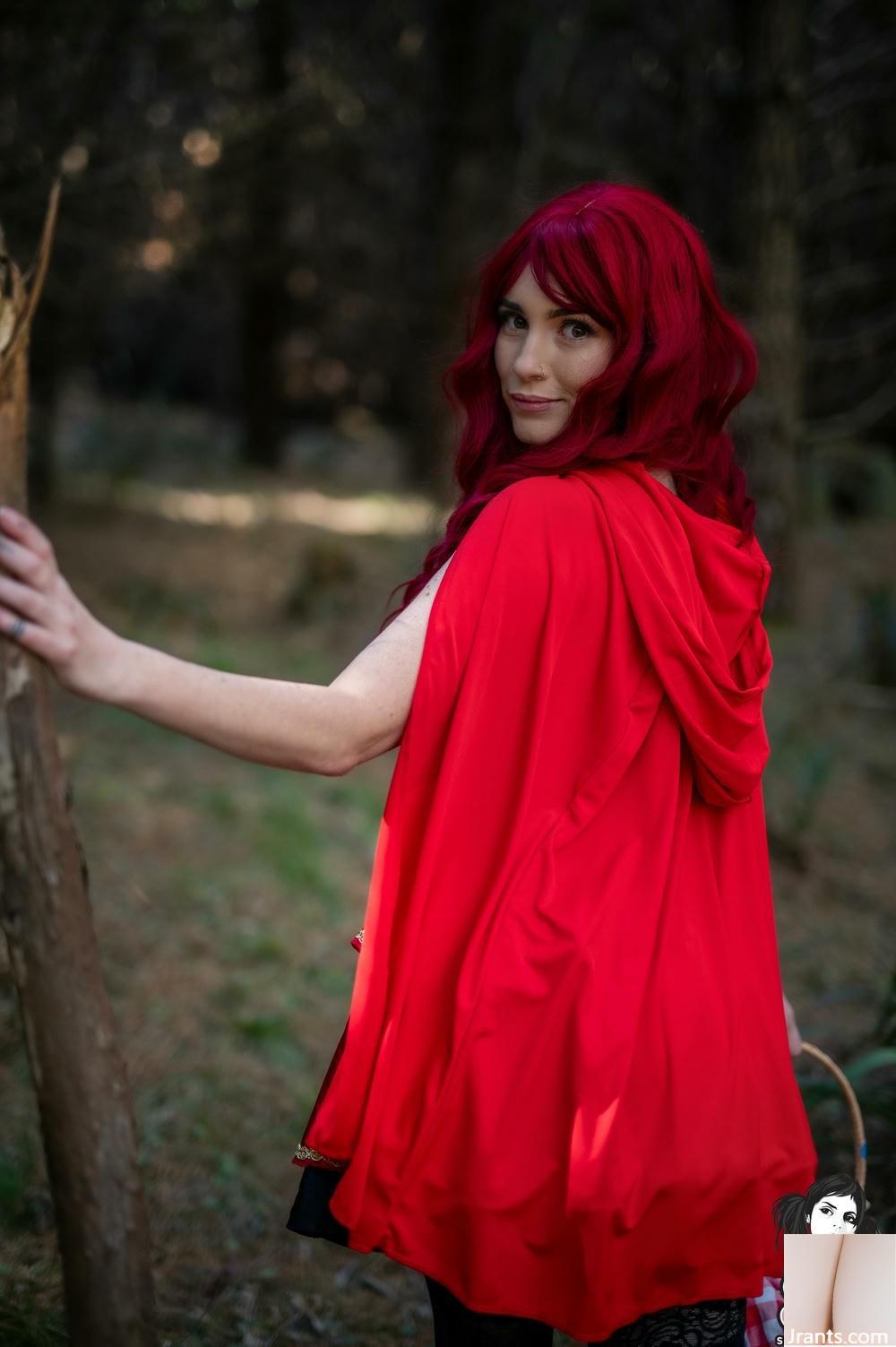 (Suicide Girls) 02 juillet, 2025 &#8211; Euphorie sauvage &#8211; tentant le loup (54p)