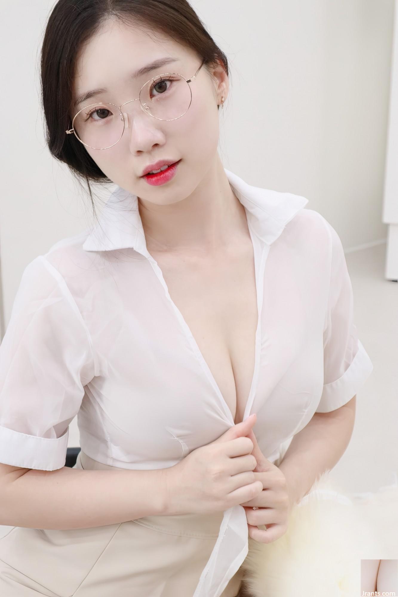 Pureding &#8211; Sexy Photobook 7 (50p)