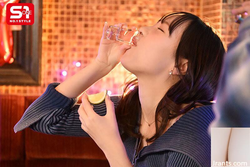 Murakami Yuka: bevendo alcol, bevendo, bevendo, diventando fangoso, ridendo, vomito, incontinenza dalla faccia femminile, stupro del sonno, dietro le quinte &#8230; (21p)