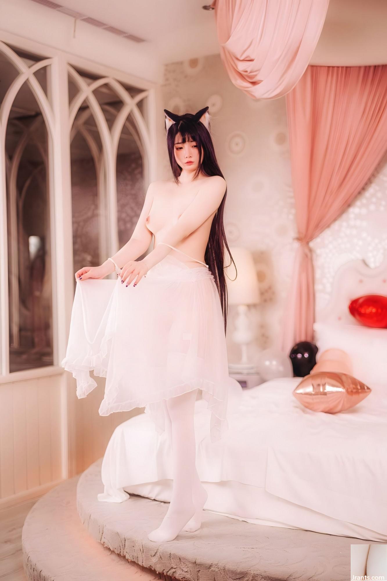 Luoluo Raku &#8220;생일 축하합니다, 라쿠&#8221;(57p)