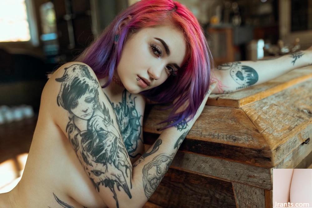 (Suicide Girls) 2025 년 7 월 4 일 &#8211; 우울함 &#8211; 가벼운 파 (54p)