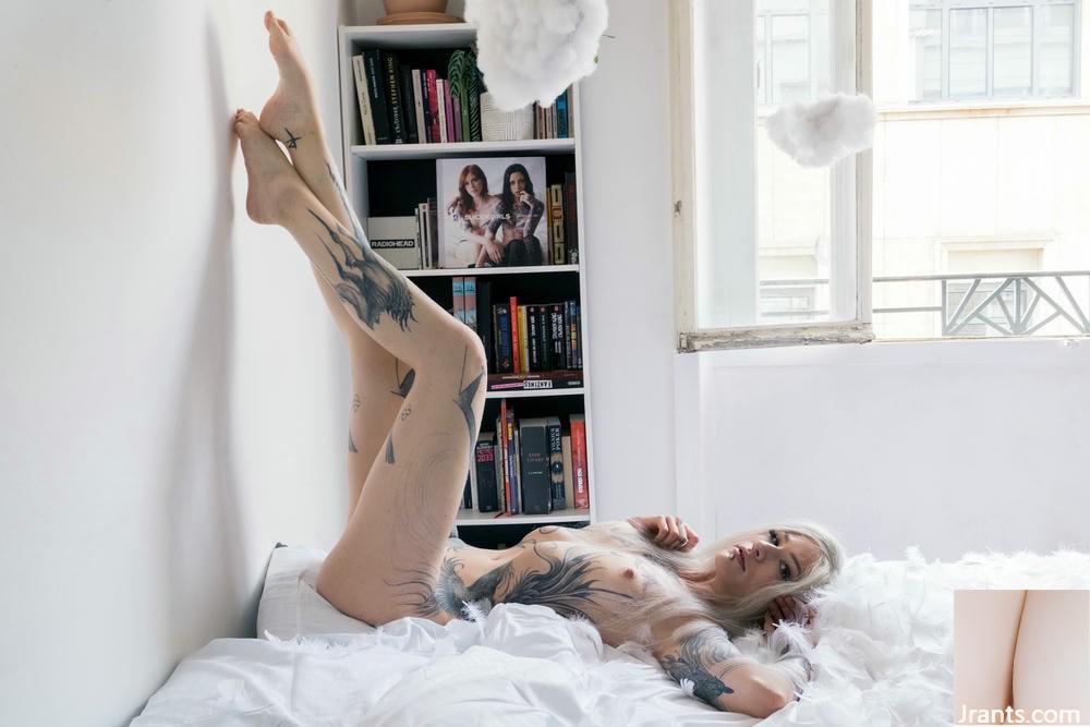 (Suicide Girls) 05 ژوئیه 2025 &#8211; Skydot &#8211; Air Sky ، Direction 7th Ciel (55p)