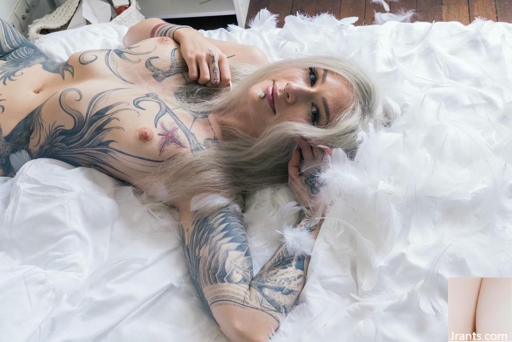 (Suicide Girls) 05 ژوئیه 2025 &#8211; Skydot &#8211; Air Sky ، Direction 7th Ciel (55p)