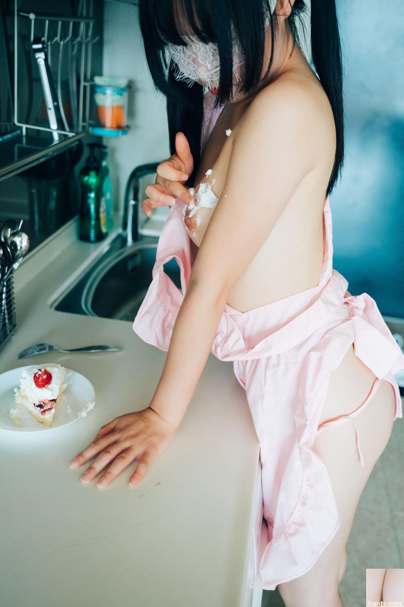 Loozy《Taste Me》 (53p)