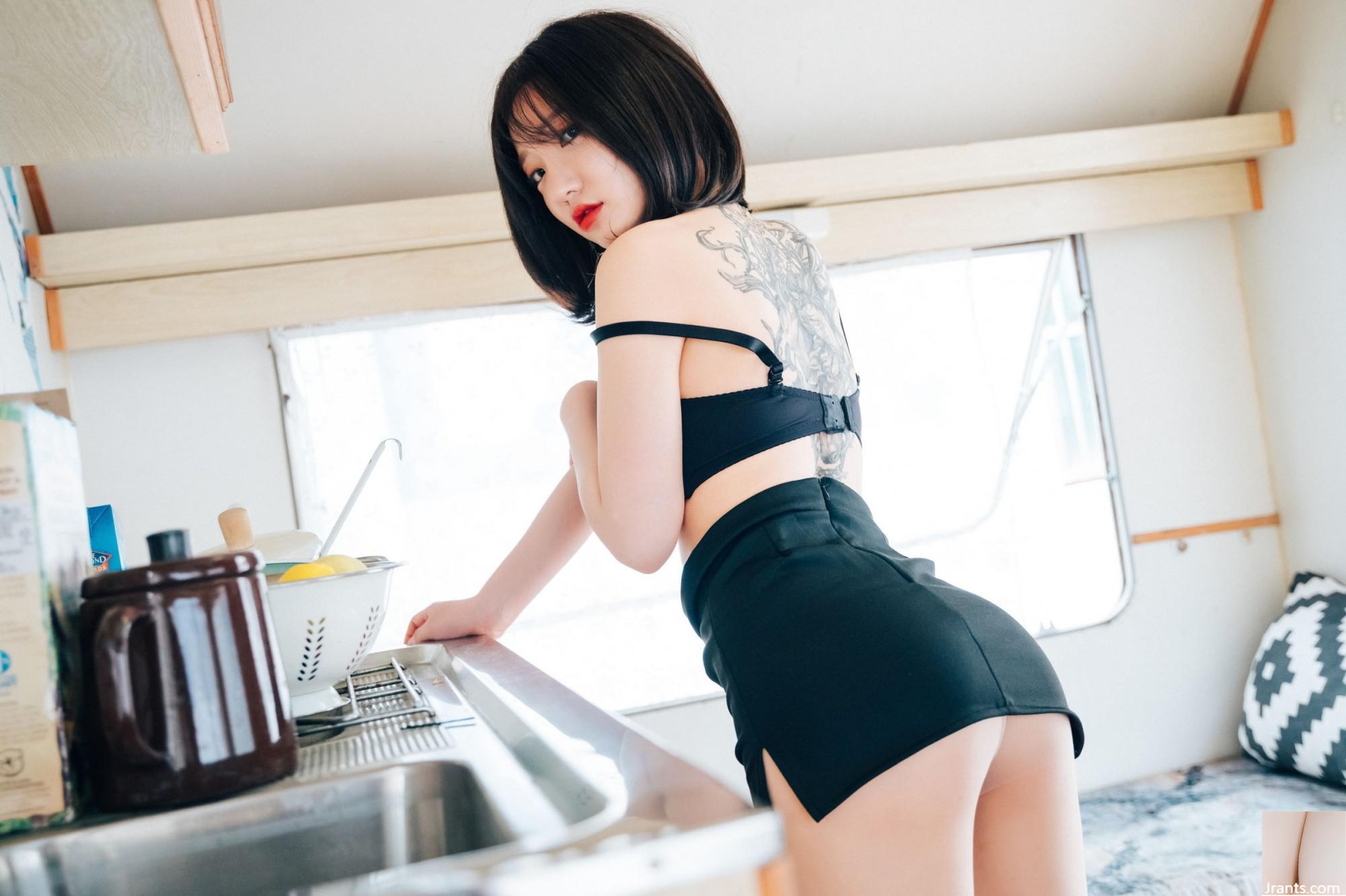 Loozy《Férias da OfficeGirl Vol.2》 (85p)