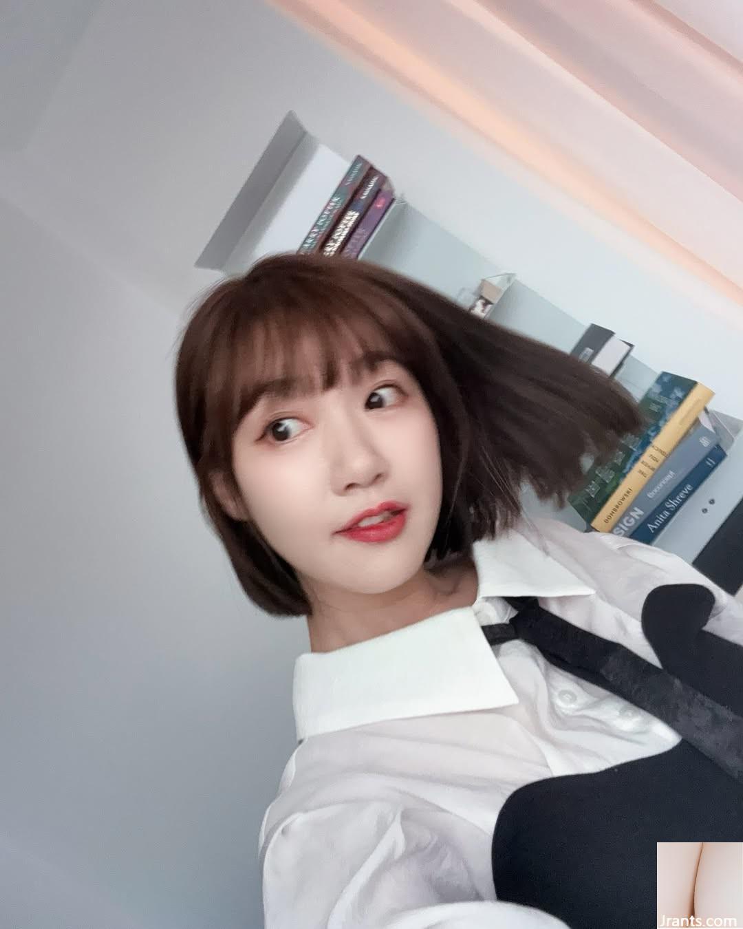 Le visage exquis « Yangyang Lynn » et une figure parfaite attirent d&rsquo;innombrables fans (10p)