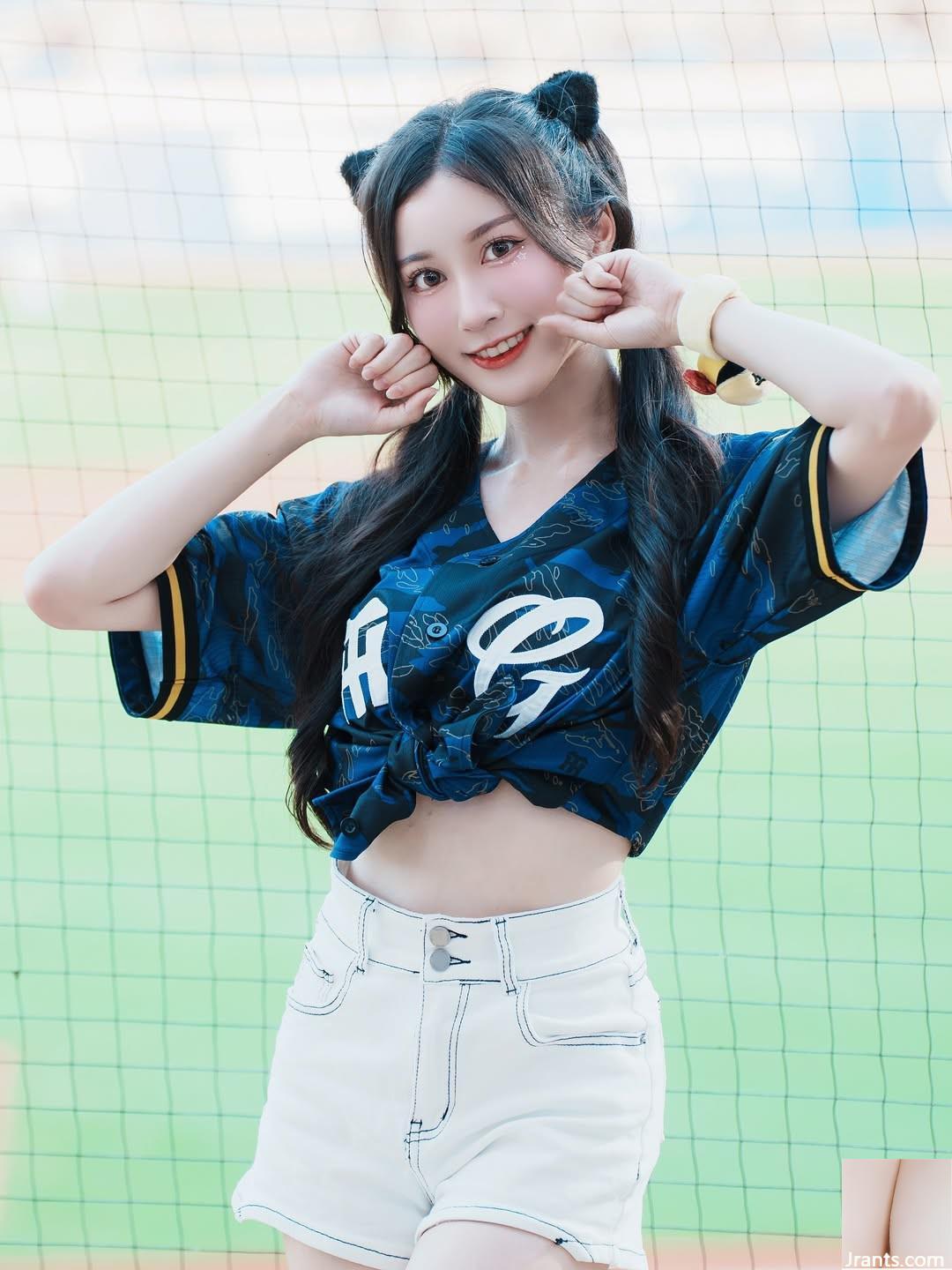 &#8220;Tiffany Wu Yu-yu&#8221; sosok seksi dan ramping telah menjadi fokus perhatian penonton (10p)