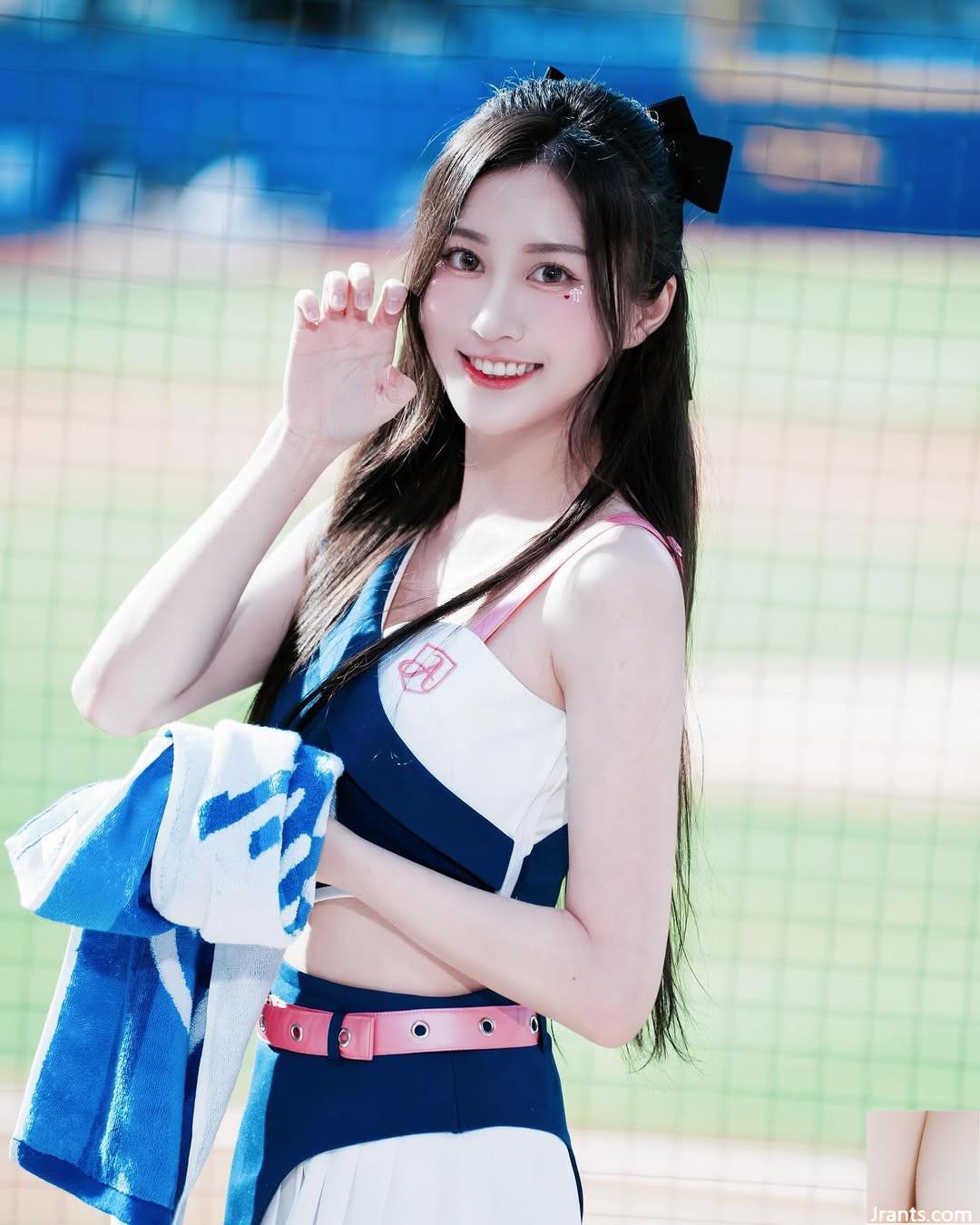 &#8220;Tiffany Wu Yu-yu&#8221; sosok seksi dan ramping telah menjadi fokus perhatian penonton (10p)