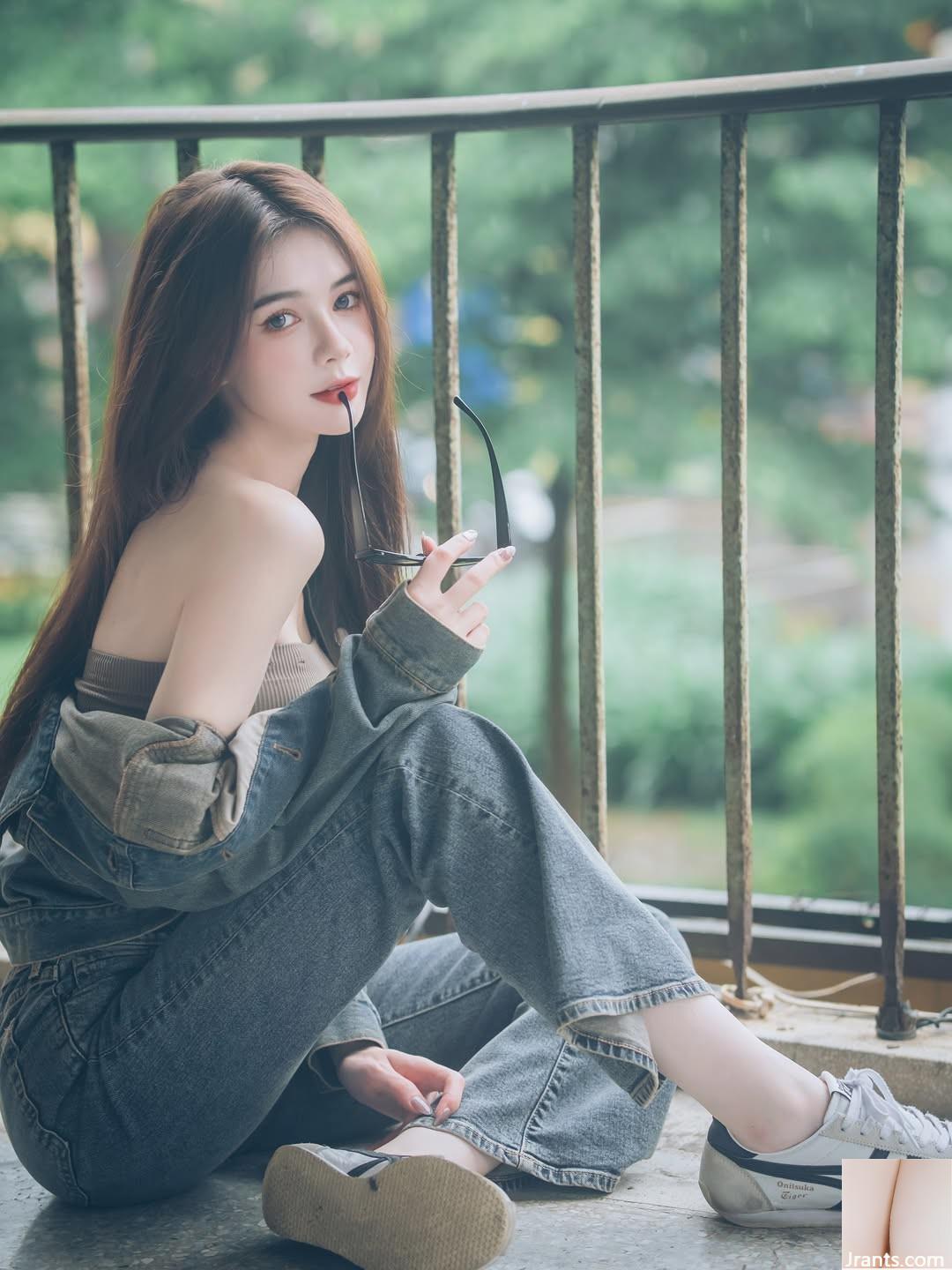 &#8220;Zoey Zhang&#8221; ogni angolo rivela una delicata bellezza (10p)