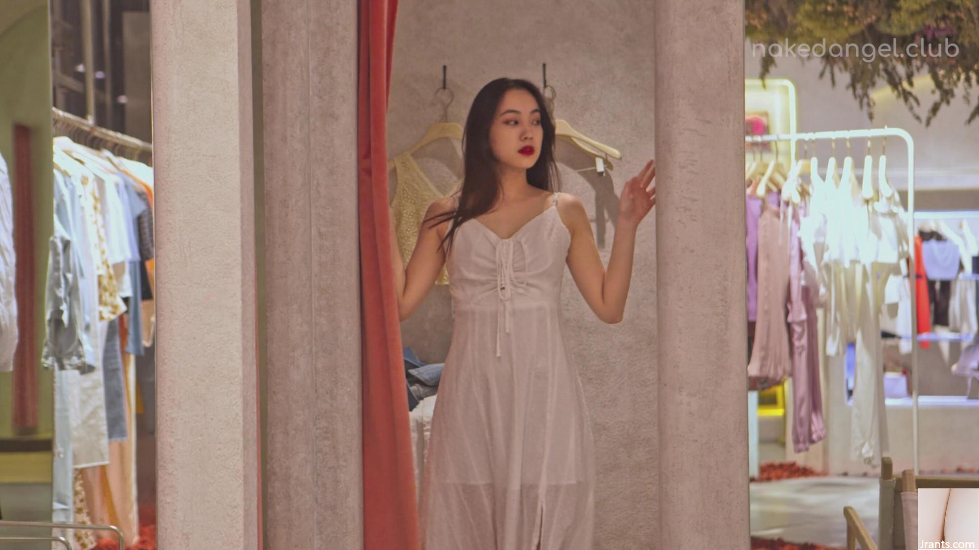 (Beijing Angel) Extreme Exposure: Shopping in the Mall (58p)