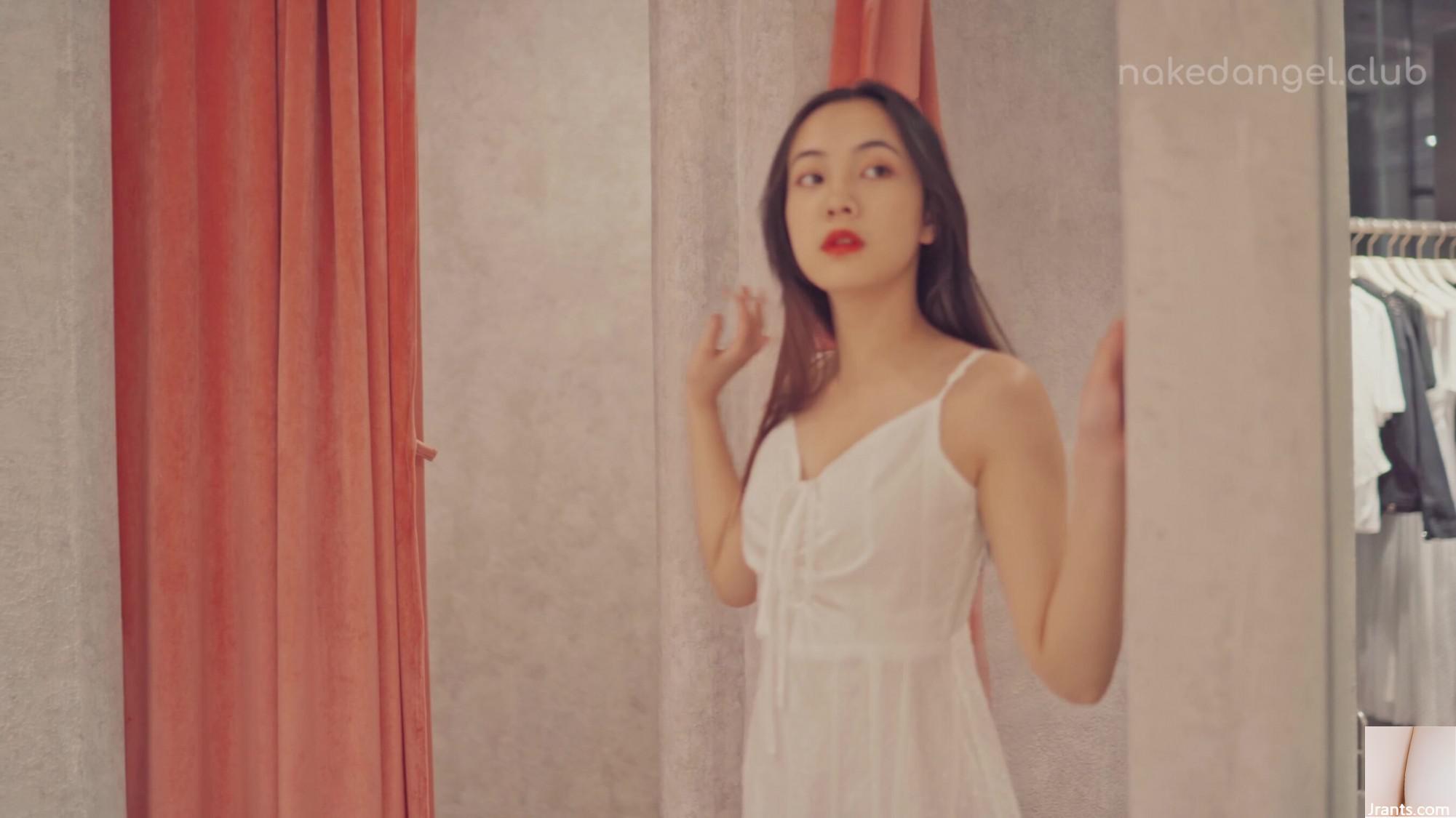 (Beijing Angel) Extreme Exposure: Shopping in the Mall (58p)