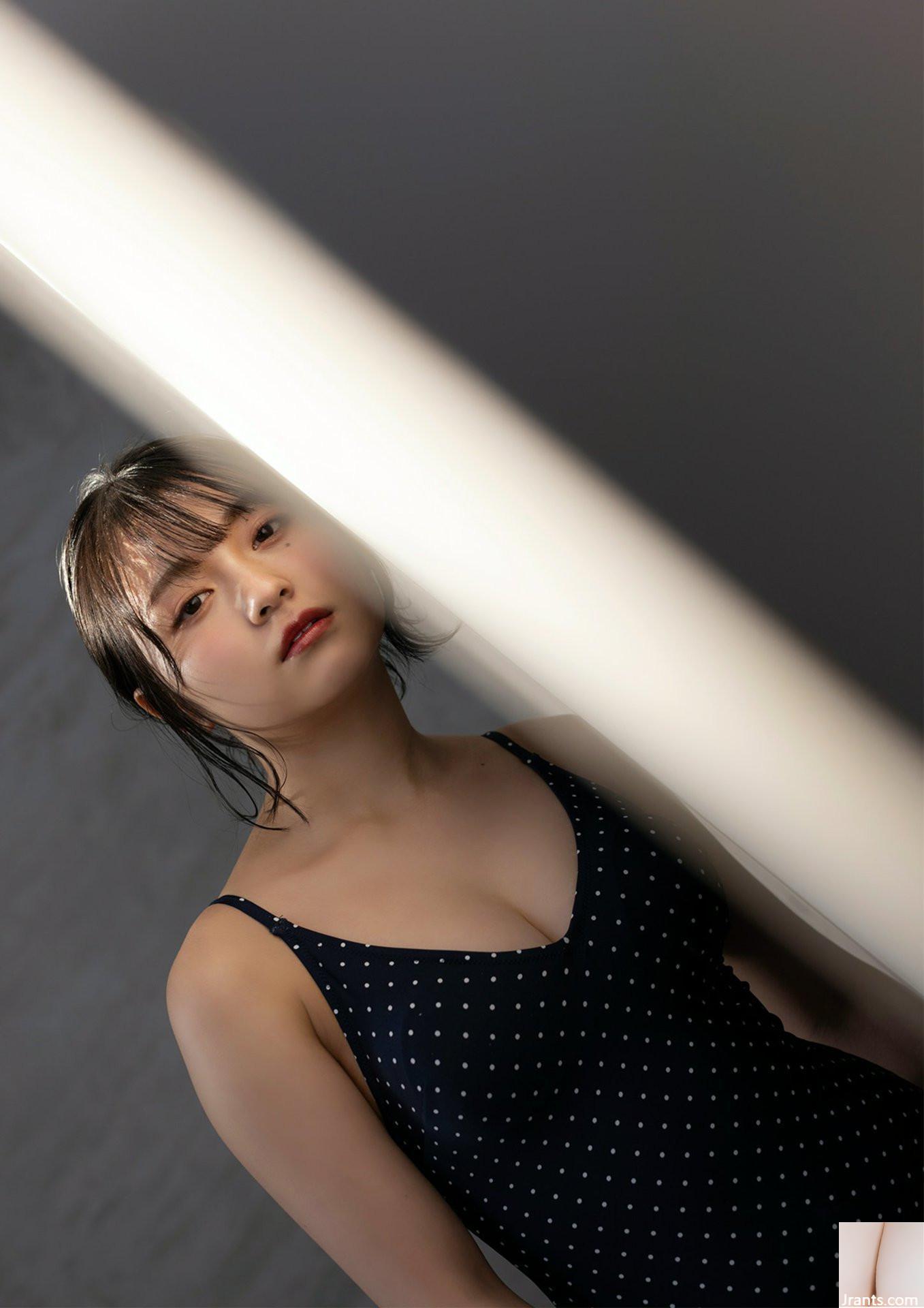 (Mizuki Kirihara) La pelle bianca in neve fa sentire le persone così energiche sul campo (31p)