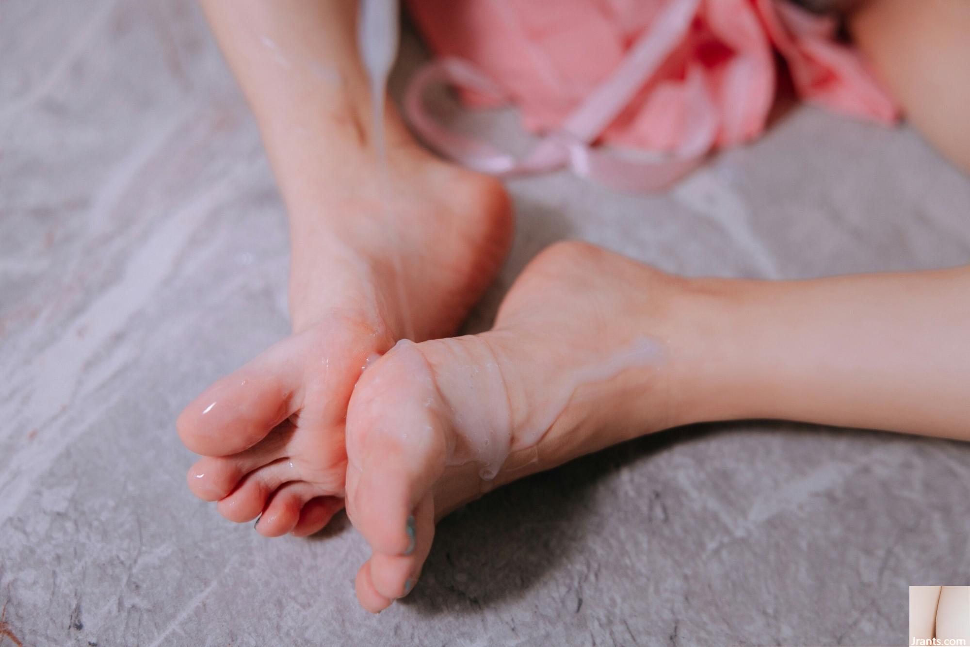 (Koleksi Online) Gadis Kesejahteraan Hinaga &#8220;Love Care 2&#8221; VIP Exclusive (98P)