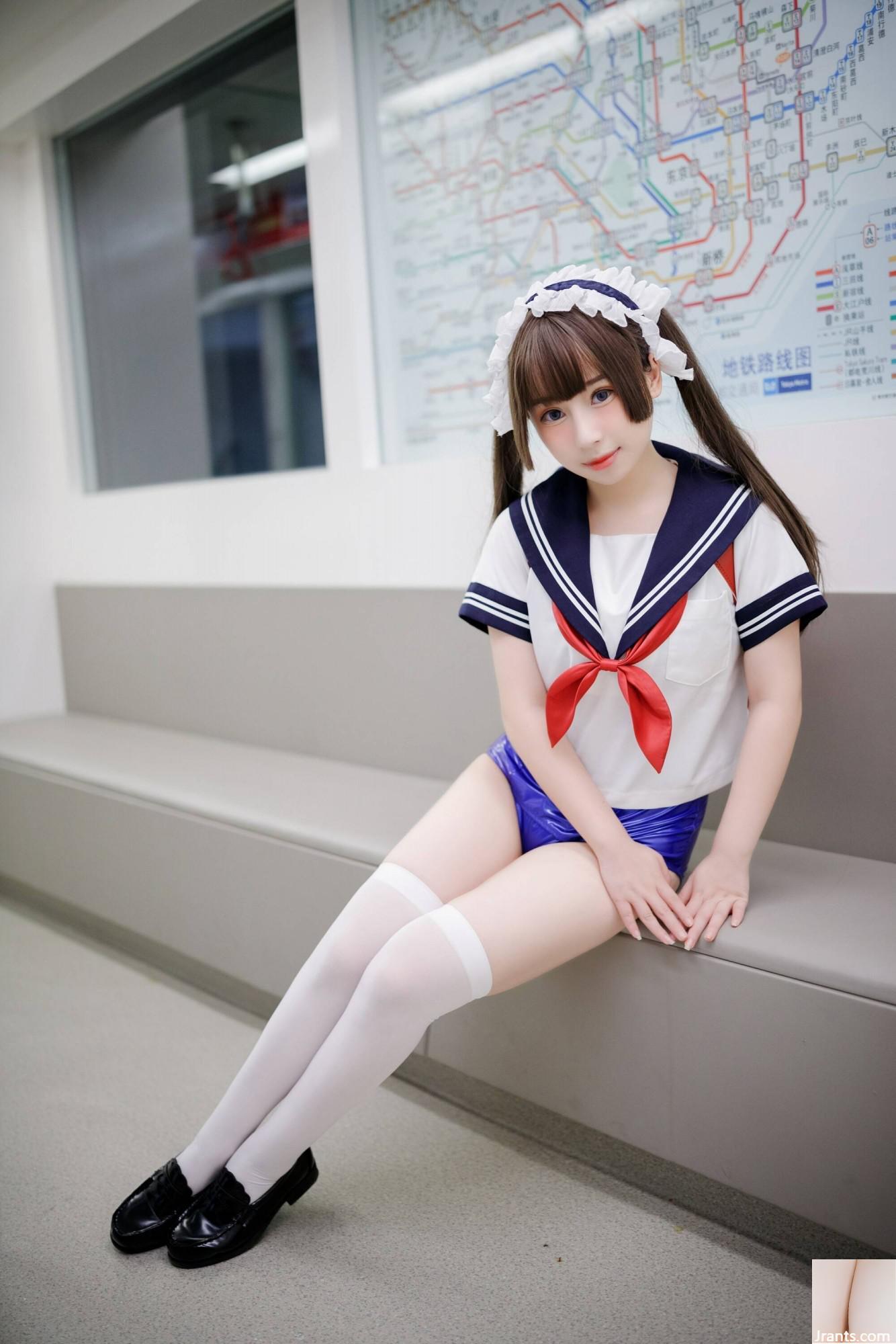 (Koleksi Online) Gadis Kesejahteraan Kucing Walnut &#8220;Tram Crazy Girl 1&#8221; VIP Exclusive (75p)