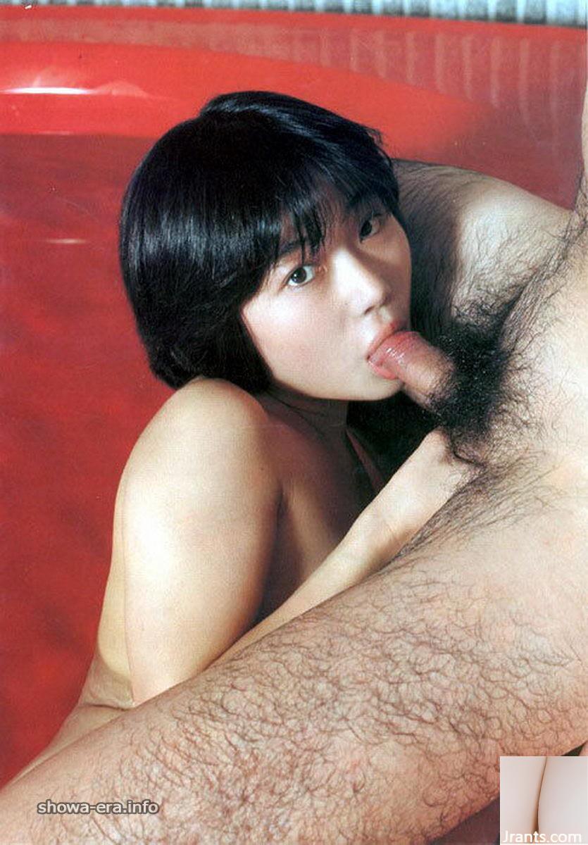 Rune Miura Porn Star in Ura-Books New Year Matsuba Kuzushi (45p)