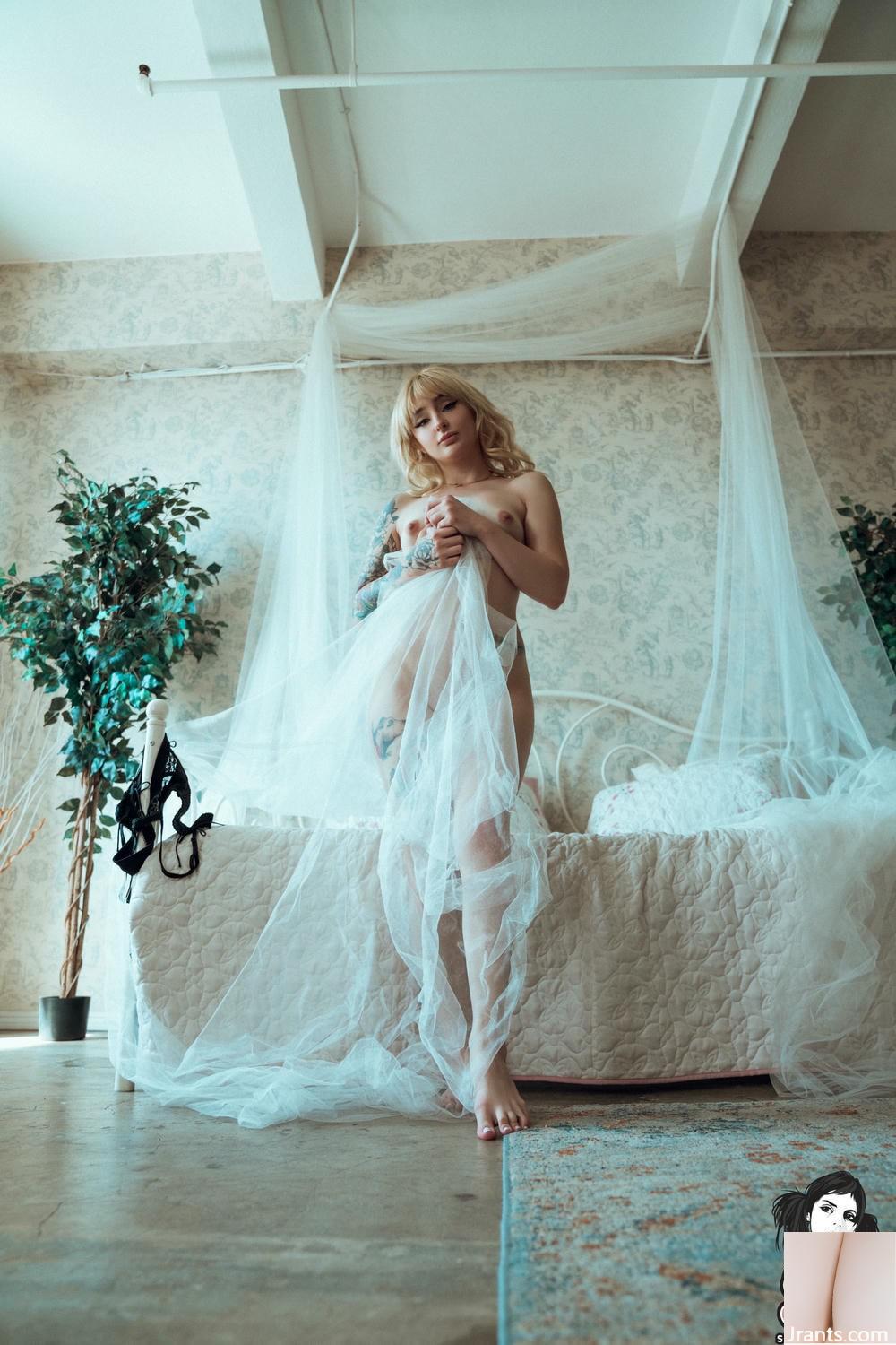 (Suicide Girls) 08 lug, 2025 &#8211; Steviemoonxxx &#8211; Pixie Nest (53p)