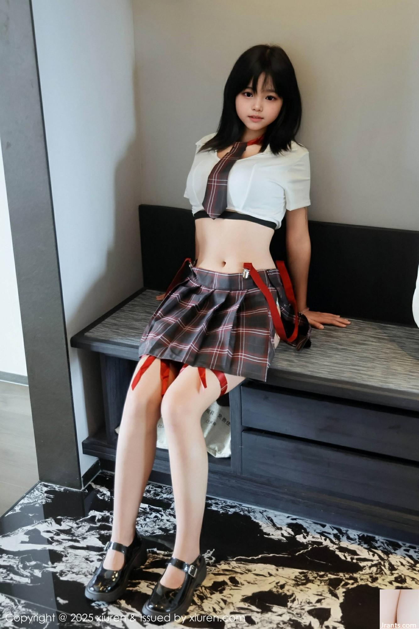 (XiuRen) 2025.09.17 NO.10774 XIAOLING عکس نسخه کامل (59p)