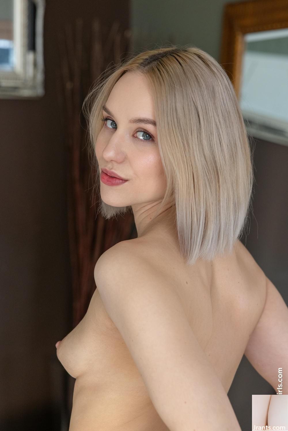(WowGirls) 09. Juli 2025 &#8211; Dakota Dove &#8211; Radiance Reloaded (98p)