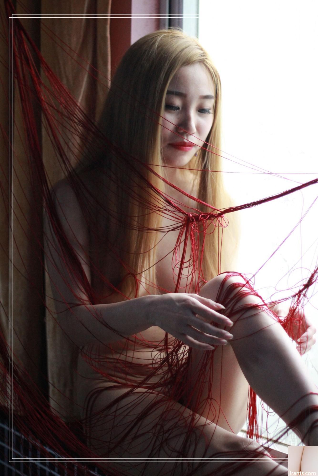 (Le vent chante et les oiseaux chantent) Modèle Chinois Lris Human Body Private Photo Set (154p)
