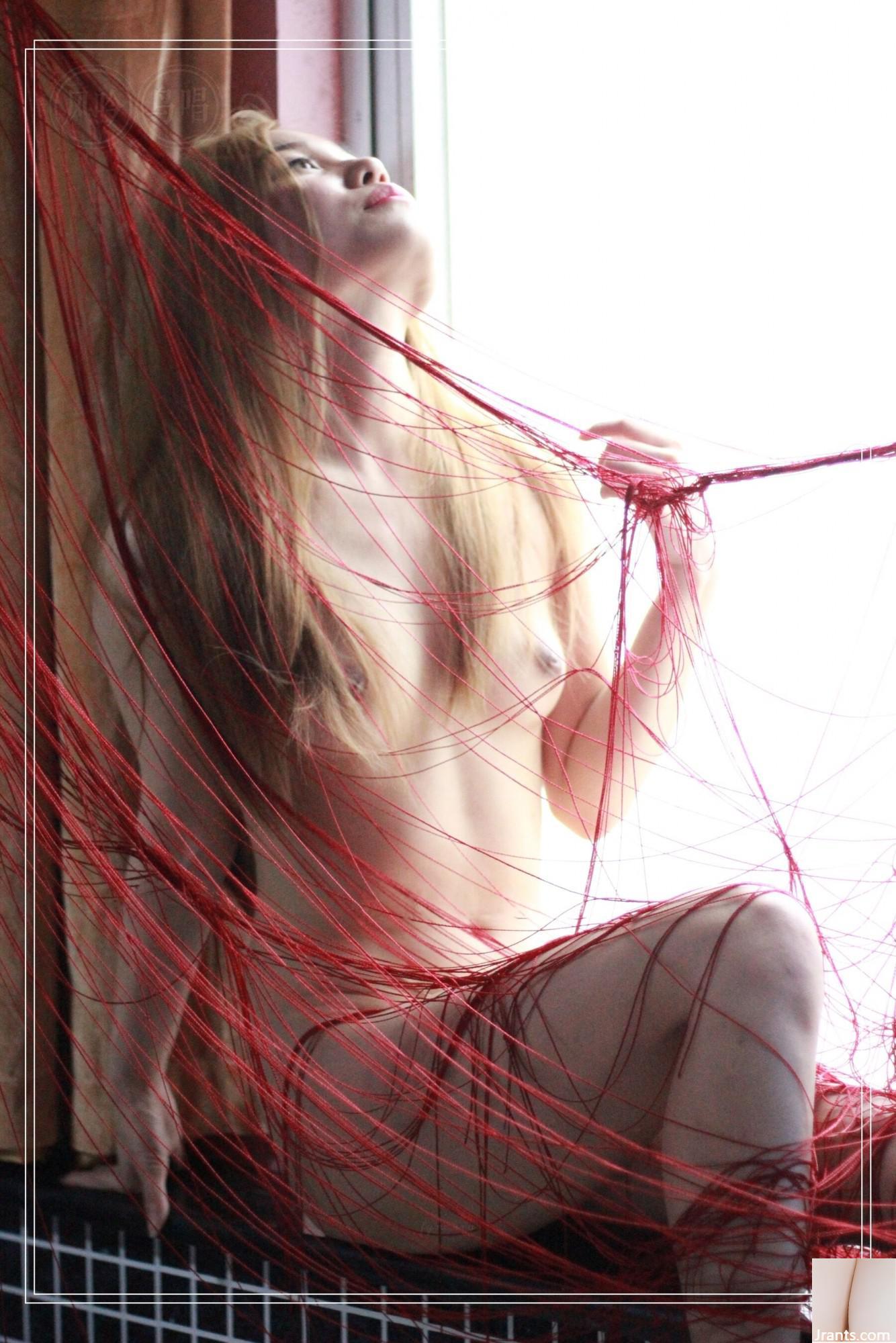 (Le vent chante et les oiseaux chantent) Modèle Chinois Lris Human Body Private Photo Set (154p)